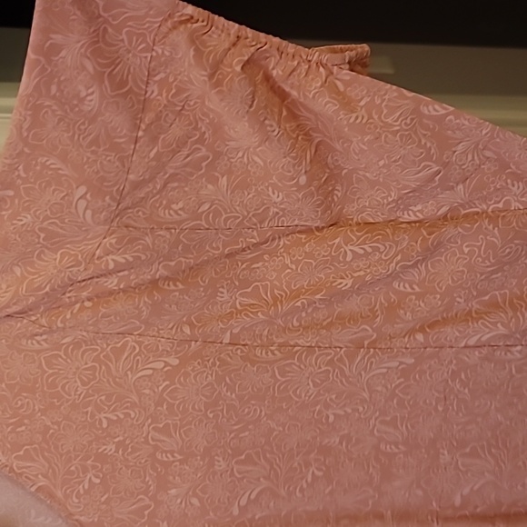 ARIAT Dolman Sleeve top XL NWOT - Picture 3 of 4